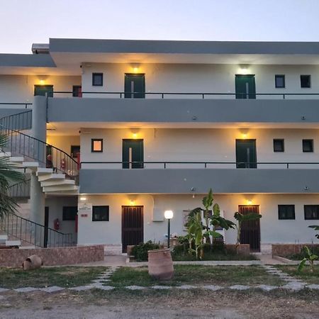 Garden City Image ตีกากี ภายนอก รูปภาพ